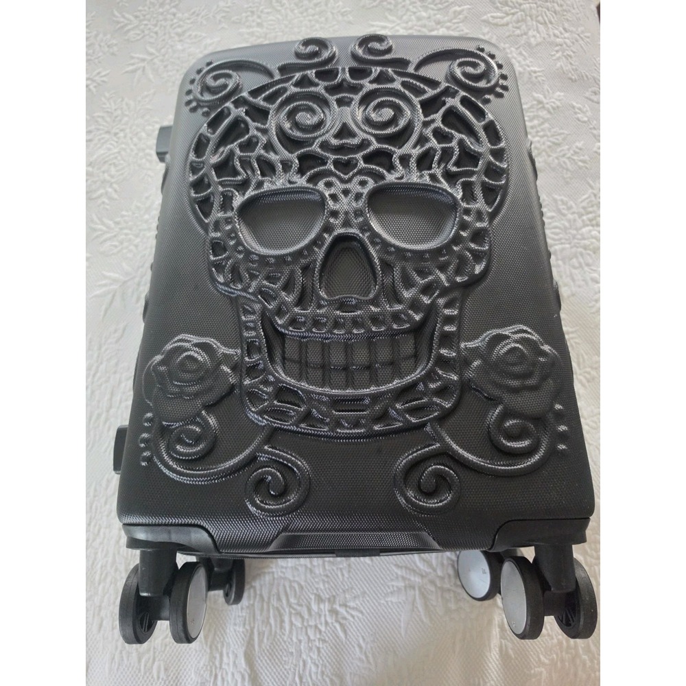 IT LUGGAGE Sugar Skull BLACK Hard Spinner GOTH Expandable 18x13 Suitcase